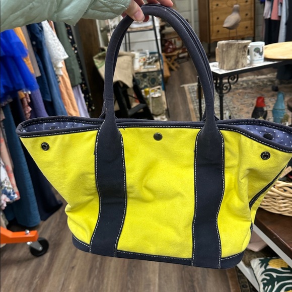 J crew yellow whale embroidered beach tote bag - Picture 2 of 7